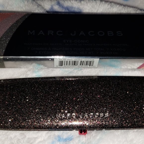 Marc Jacobs Provocouture EyeConic Eyeshadow Palette $40 - Picture 4 of 8